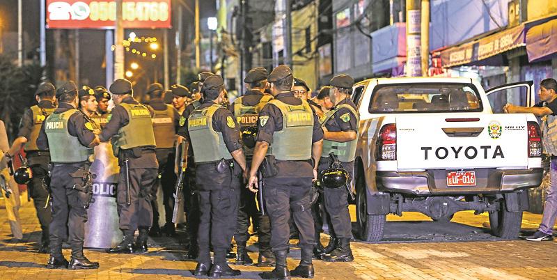 Policías (Foto: Correo)