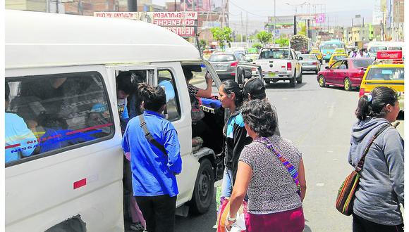 Dueños de combis  podrán solicitar autorización pese a ordenanza