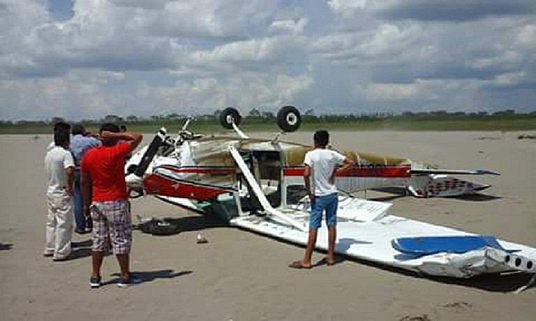 Trágico final: Jóvenes mueren decapitadas por avioneta al tomarse selfie en pista de aterrizaje