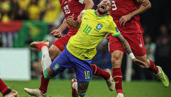Neymar mostró cómo se viene recuperando de su lesión. (Foto: EFE)