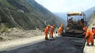 Huancané: cuestionan lento avance en carretera Asiruni – Rosaspata