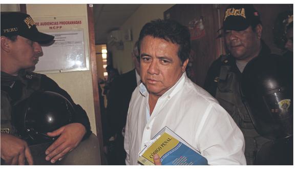 La Primera Sala Penal de Apelaciones de Lambayeque acogió un pedido de la defensa de los hermanos, Carlos y Samuel Roncal Miñano, investigados desde el 2016 por su presunta participación en el asesinato del auditor de la Sunat, Luis Cieza Herrera.