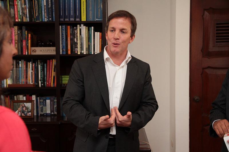 ​Francis Allison vivirá en San Isidro tras acuerdo de límites