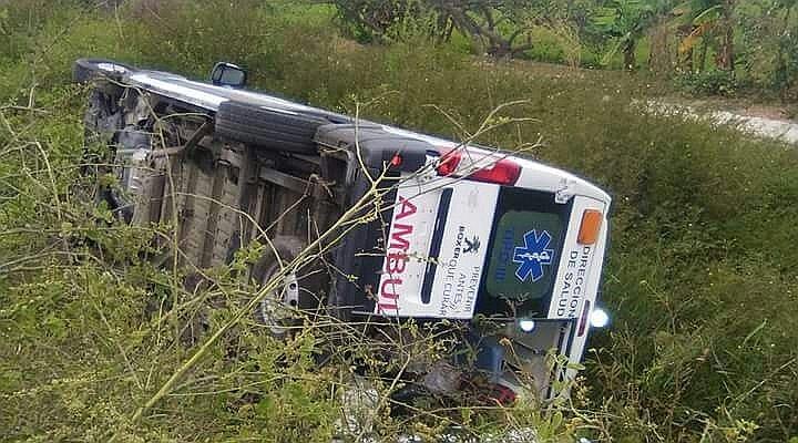 Piura: Un muerto y tres heridos deja despiste de ambulancia en la Panamericana Norte