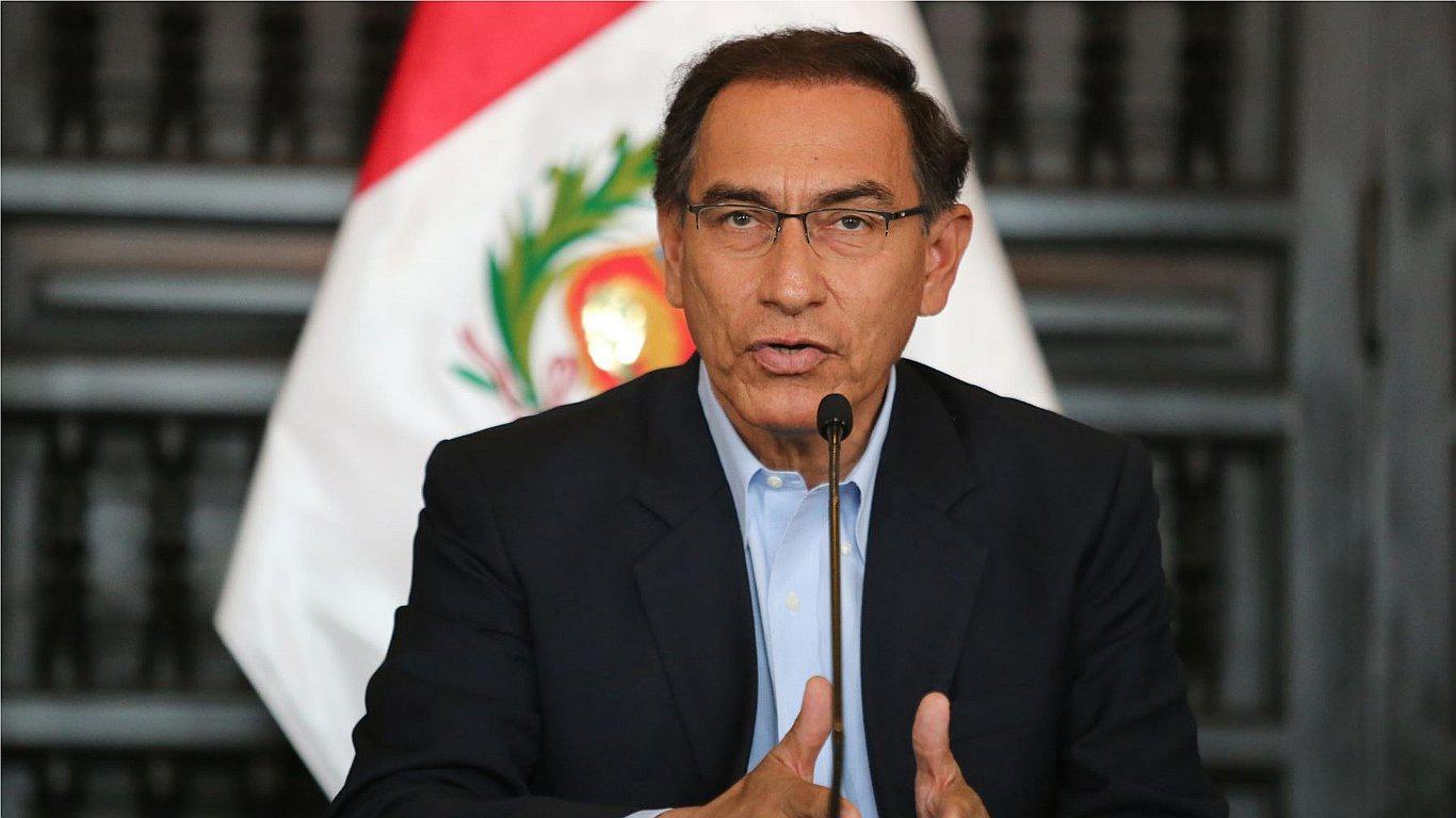 Vizcarra habla otra vez de un posible cierre del Congreso por reformas