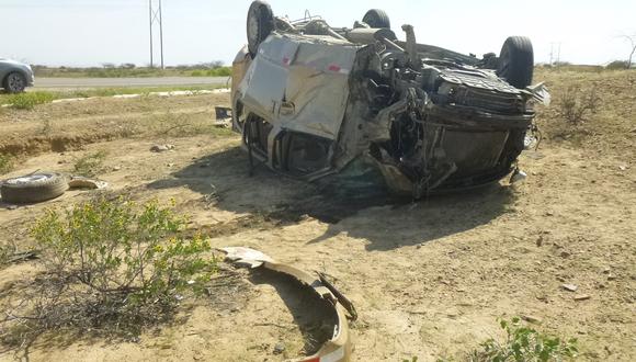 Piura: Tres muertos y cuatro heridos dejó despiste de miniván