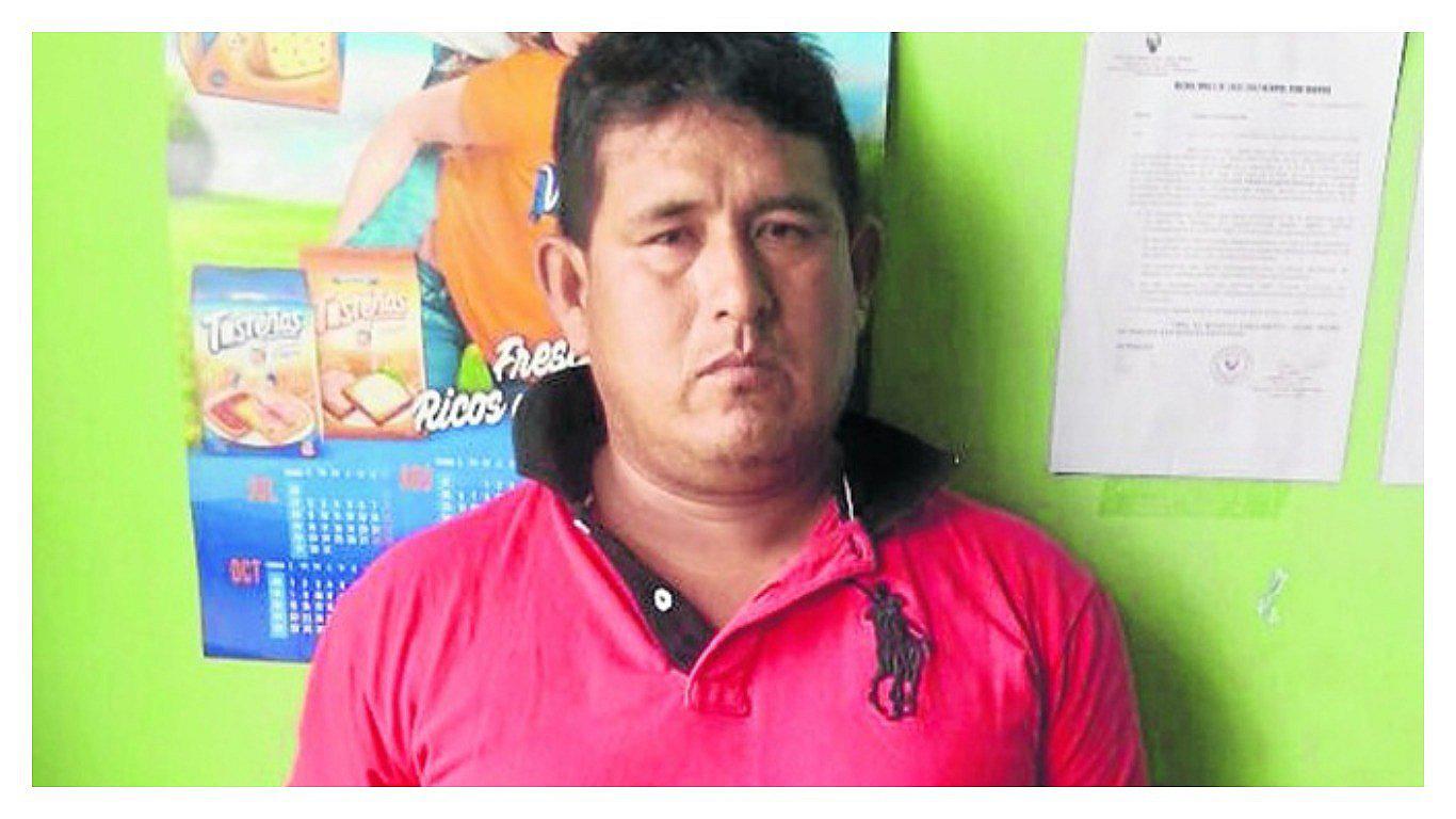 Detienen a un hombre por golpear y amenazar con un machete a su exconviviente 