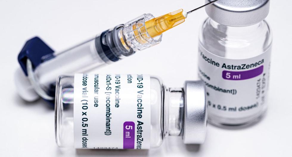 Imagen de la vacuna de AstraZeneca contra el COVID-19. (Foto: JOEL SAGET / AFP).