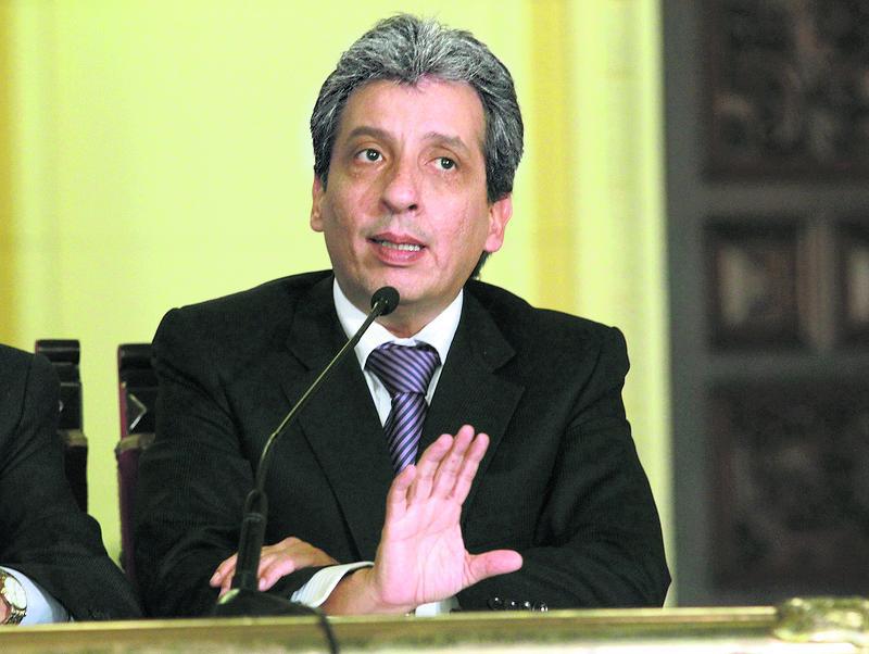 Gobierno toma con pinzas elección de Gregorio Santos