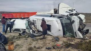 Cinco pasajeros de auto fallecen en la vía Arequipa-Puno