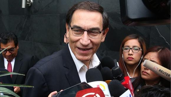 Martín Vizcarra llega hoy por la noche al Perú para asumir mañana la presidencia