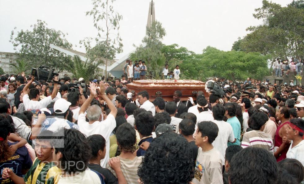 Día de los muertos: Los funerales de artistas más multitudinarios (Fotos)