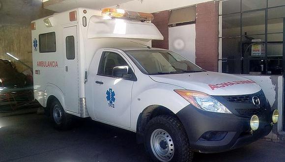 Ambulancia está abandonada en la Diresa Puno desde el año 2016 
