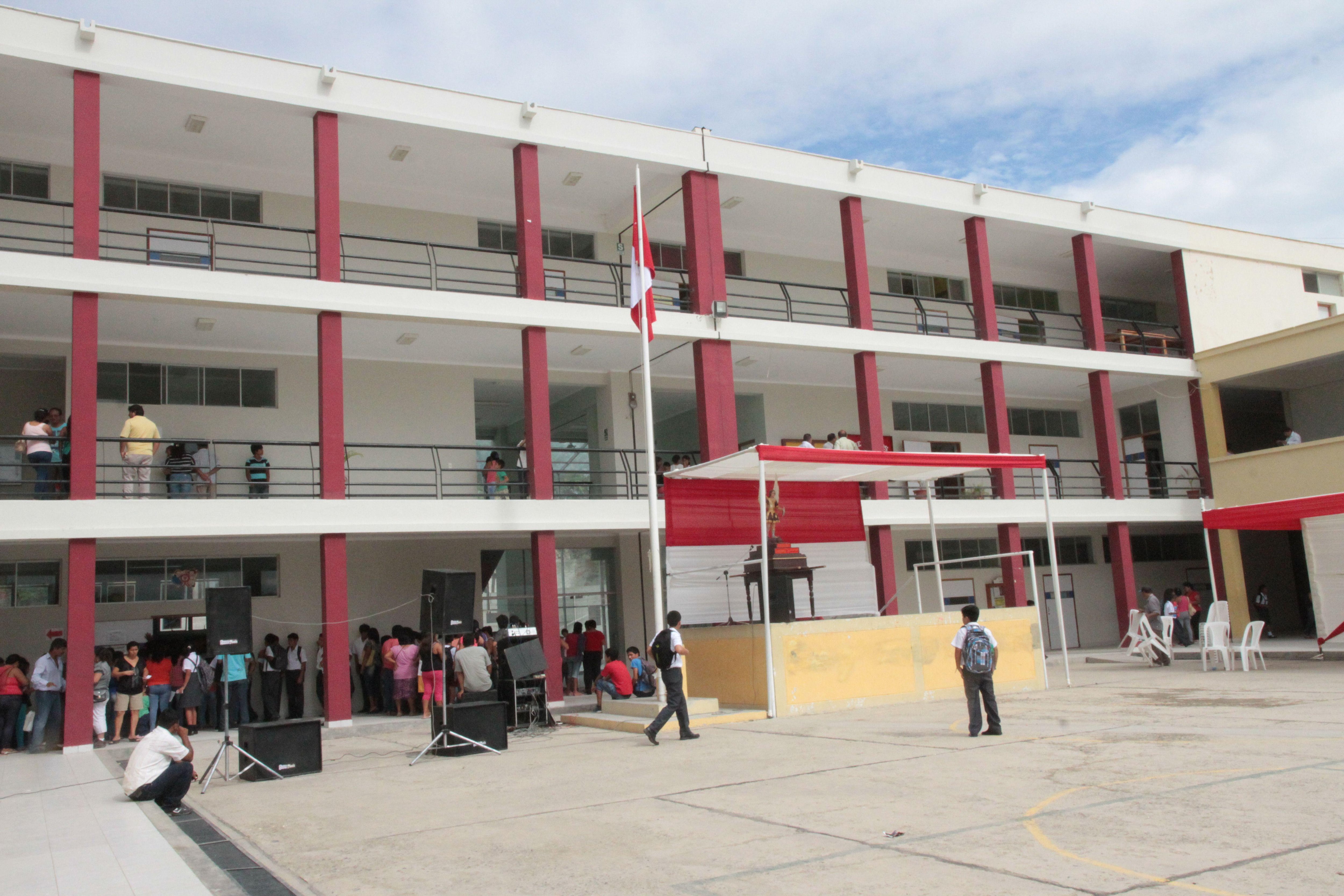 Piura: I.E. San Miguel cumple 180 años de servicio