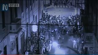 Plaza San Martín: difunden video de manifestantes usando pirotécnicos previo a incendio
