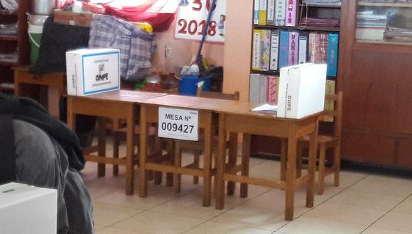 Con retraso se instalaron mesas de votación en Ayacucho