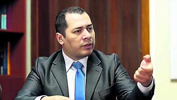 ​Renuncia procurador anticorrupción Christian Salas y Ministerio de Justicia acepta dimisión