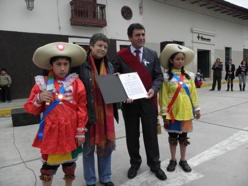 Declaran patrimonio cultural a contradanza