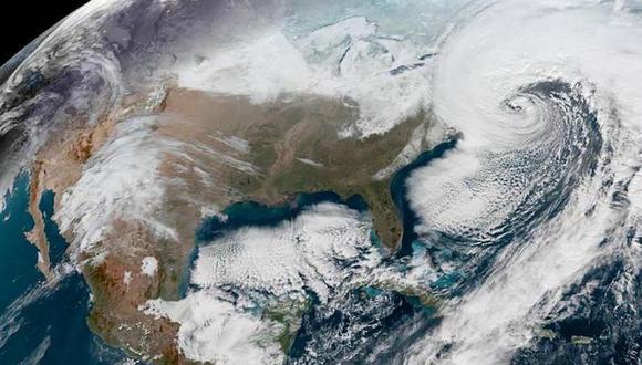 NASA muestra cómo se ve desde el espacio el 'ciclón bomba' (FOTOS)