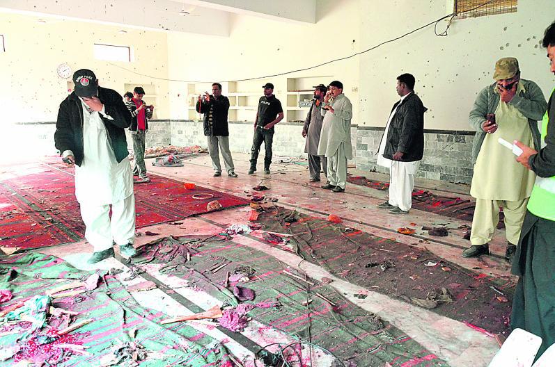 Pakistán: Al Qaeda dinamita mezquita chiita