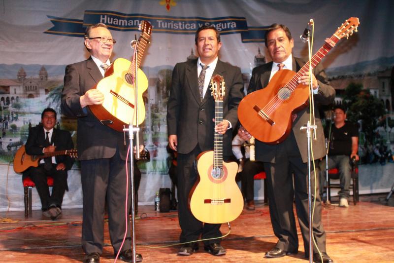 Celebran Día de la Canción Ayacuchana