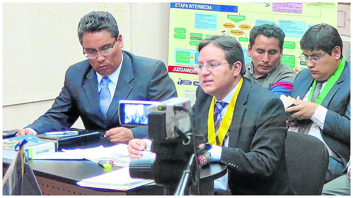 ​Juez que libró de sentencia a gobernador regional  volverá a ver su caso