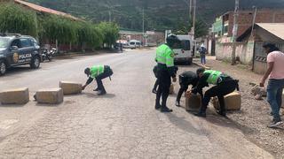 Sin enfrentamientos, Policía libera vías en el Valle Sagrado de Los Incas (FOTOS)