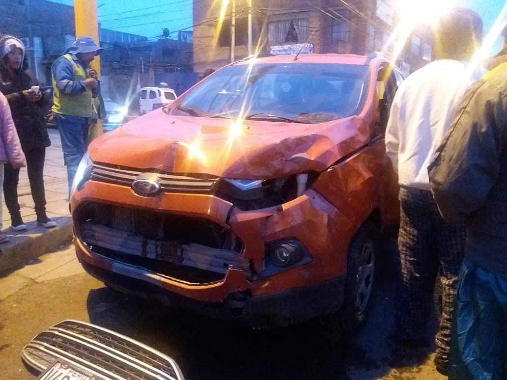 Alcalde de Ilave protagoniza accidente de transito en Puno