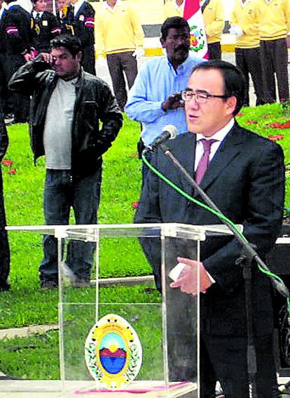 Ministro de Transportes en ceremonia por desembarco de San Martín