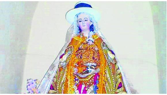 ​Imagen de la Virgen de la Candelaria se reduce a cenizas en Sachabamba