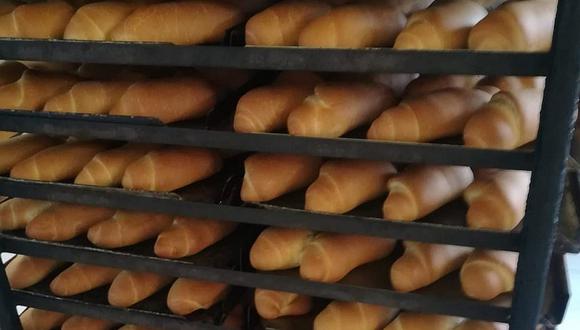 ​Panificadora de la UNSA produce 25 mil panes para familias vulnerables