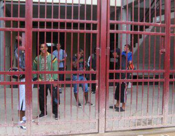 ¡A puertas cerradas!