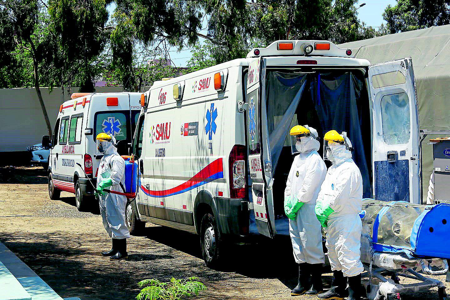 Covid-19 ataca a jóvenes de más de 20 y 30 años