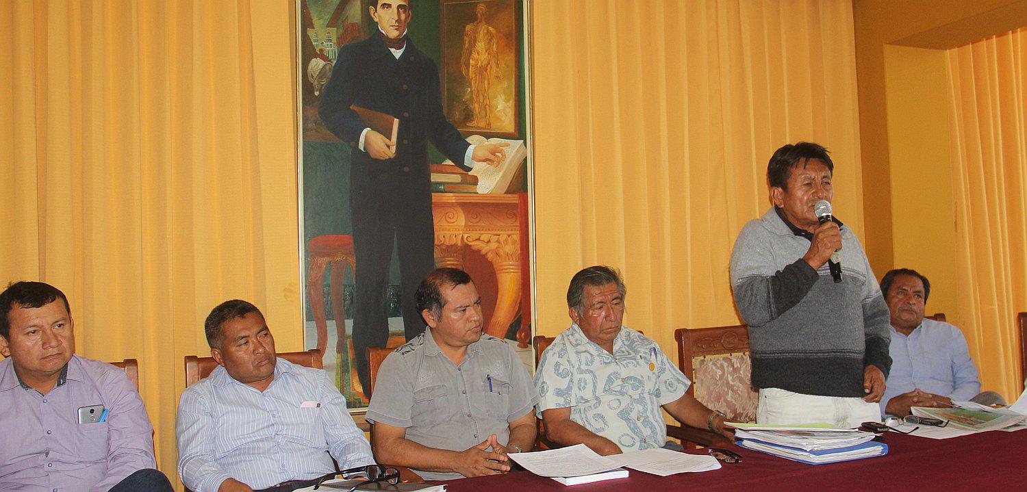 Piura: Catacaos y Cura Mori se movilizan este lunes 27 cansado de tantas mecidas y engaños