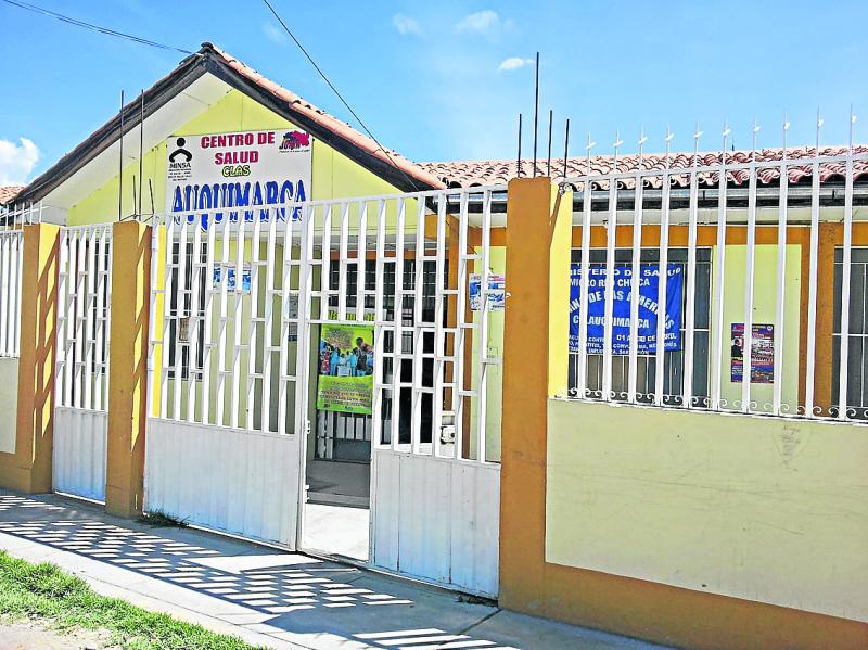 En centro de salud solo 13 atienden a 12 mil personas 