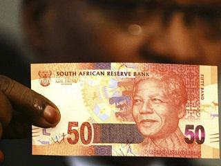 Sudáfrica: Nuevos billetes con el rostro de Nelson Mandela empezaron a circular