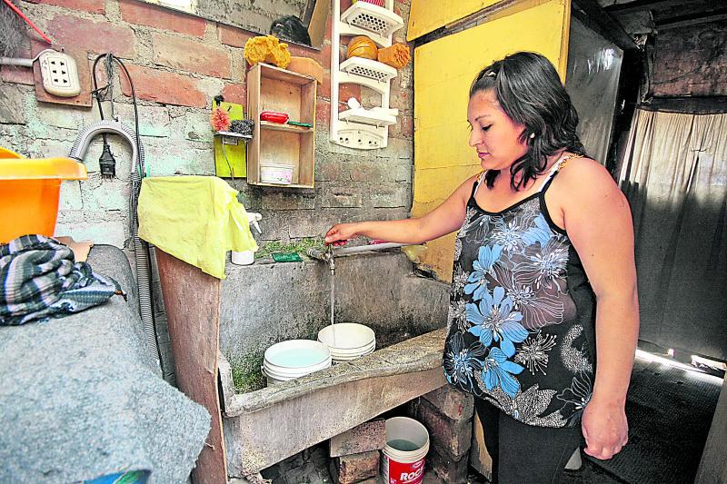 Cortarán agua potable en seis distritos