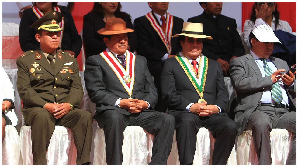 ​Fiebre de selección también llegó a desfile por aniversario de Chilca (FOTOS)