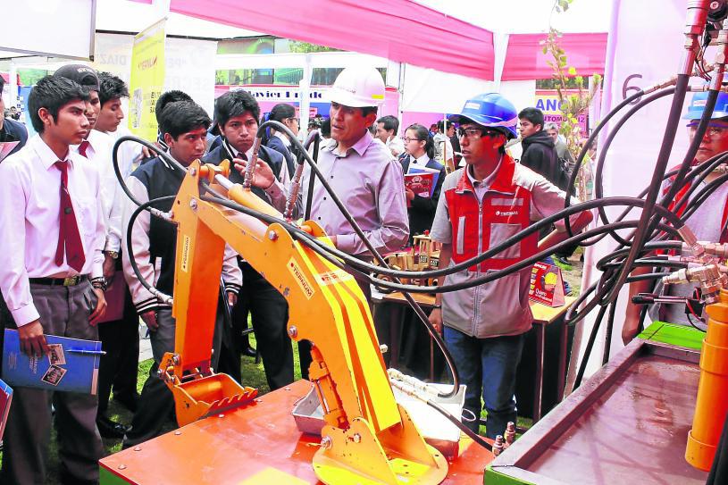 Arequipa: Ofrecen cursos desde 4 meses hasta carreras de 3 años 