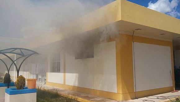 Puno: ​fuego destruye ambiente de hospital San Juan de Dios (VIDEO)