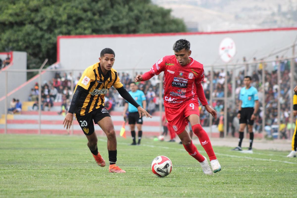 FBC Aurora de Arequipa goleó a Sport Cáceres por los octavos de