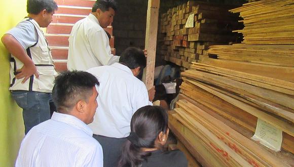 Serfor dona más de 2 mil pies tablares de madera a Inpe Chanchamayo