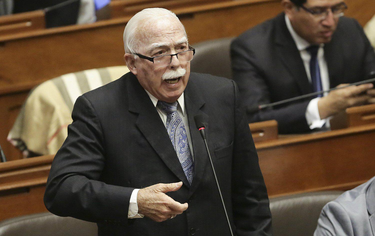 Tubino aclara que retiró firma de PL de Del Castillo y no del dictamen de la nueva ley de salud mental