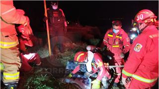 Después de 6 horas de búsqueda hallan el cuerpo de niña que cayó a buzón de desagüe en Huancayo