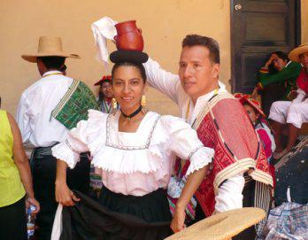 "Sentir de mi pueblo", música y danzas