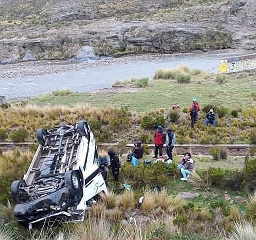 Accidente deja 10 heridos en San Antonio de Putina 