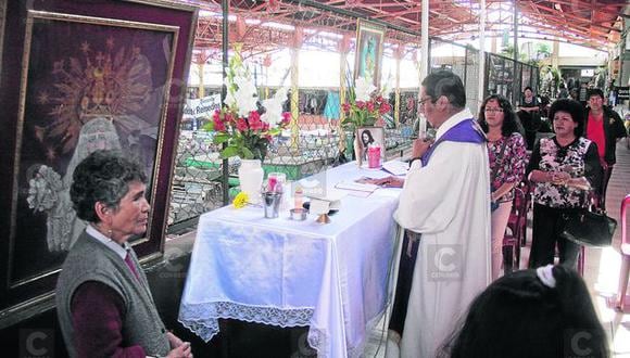 Comerciantes del mercado San Camilo rinden homenaje a patrono del Perdón