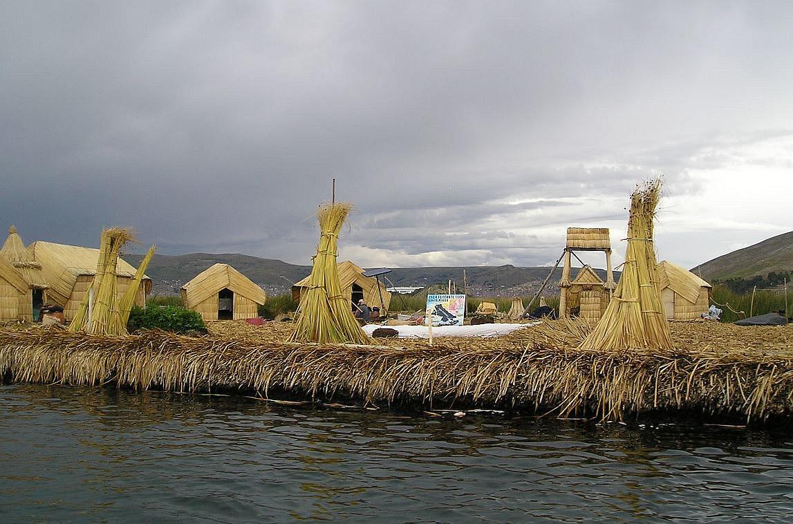 Reconocen a los uros como pueblo originario indígena en Puno 