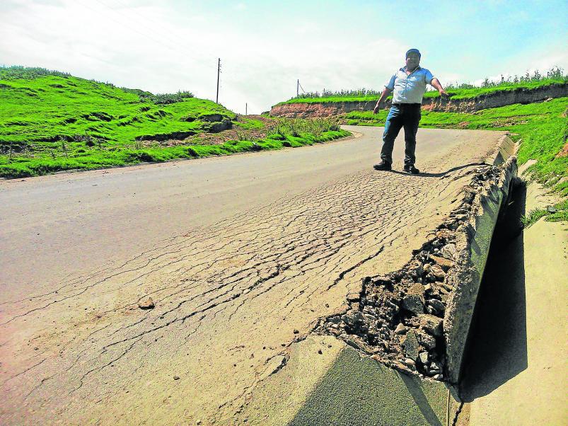 Gobierno regional halla irregularidades en obra de circuito vial 