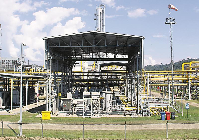 1000 millones de dólares para hidroeléctricas